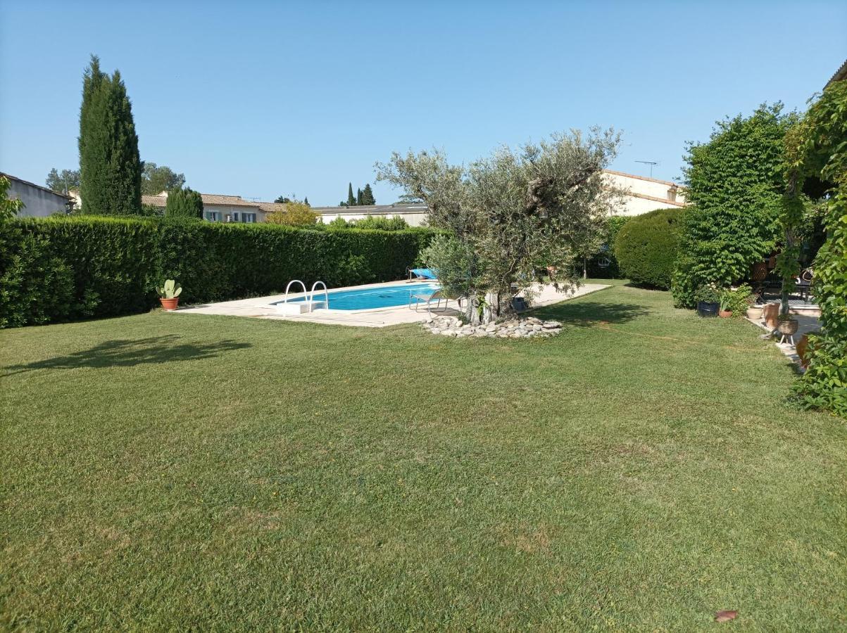 Chambre D'Hote Au Coeur Des Alpilles Mouries Kültér fotó